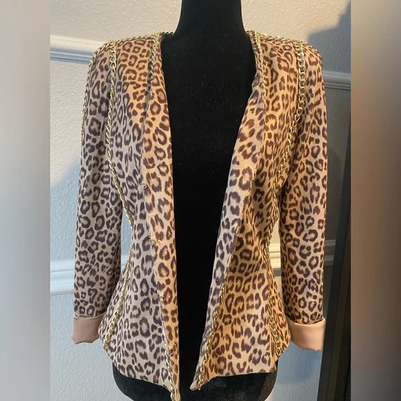 XS Boston Proper leopard faux suede jacket blazer with gold chain trim - Picture 7 of 13